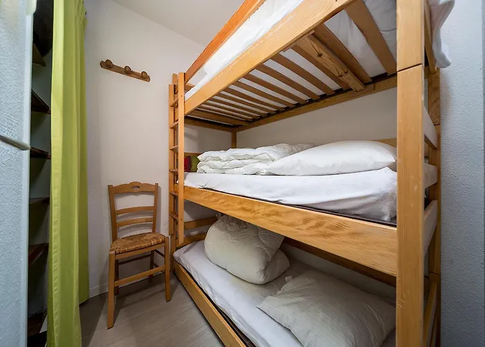 T De La Foux N 51 - 2p5c * Allos